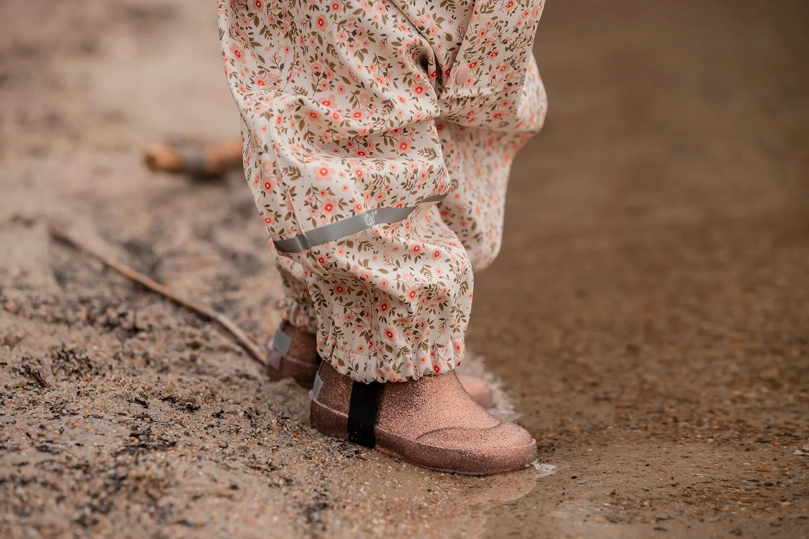 (320133) CELAVI SHORT GLITTER WELLIES Pink