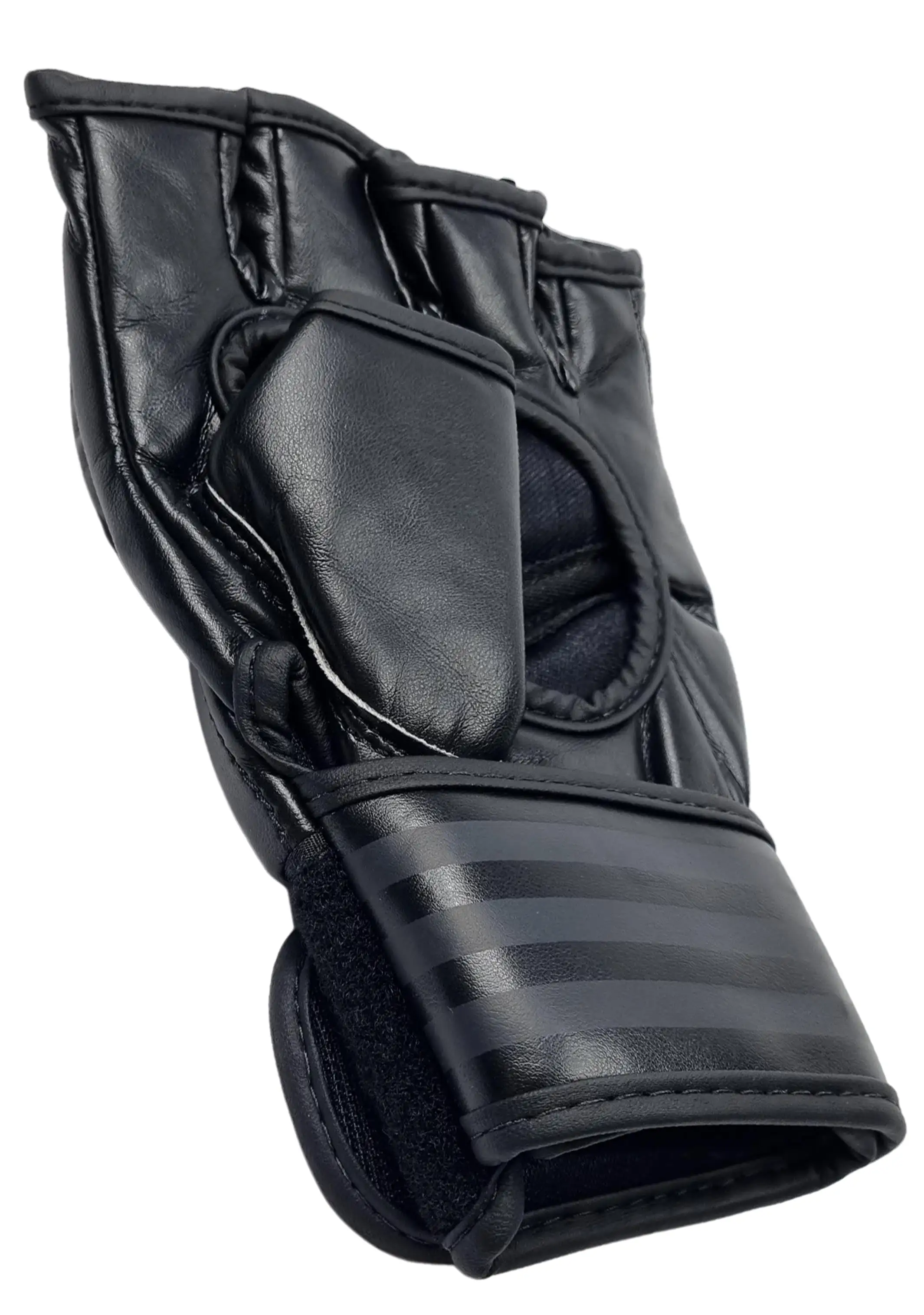 Adidas Training Mitts Black/Silver <br> ADICSG07-BS