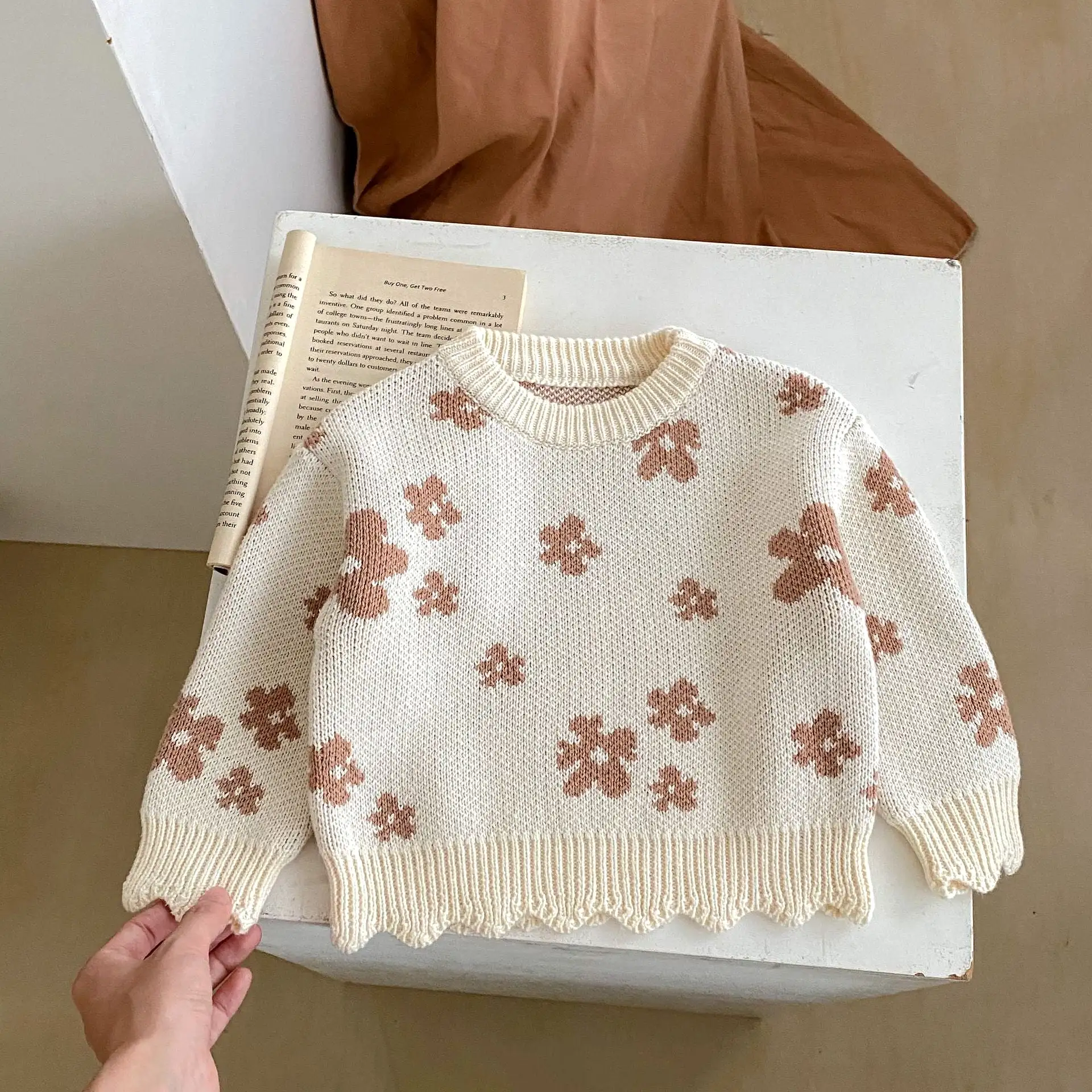 Baby Kid Girls Color-blocking Flower Sweaters Wholesale 230828382