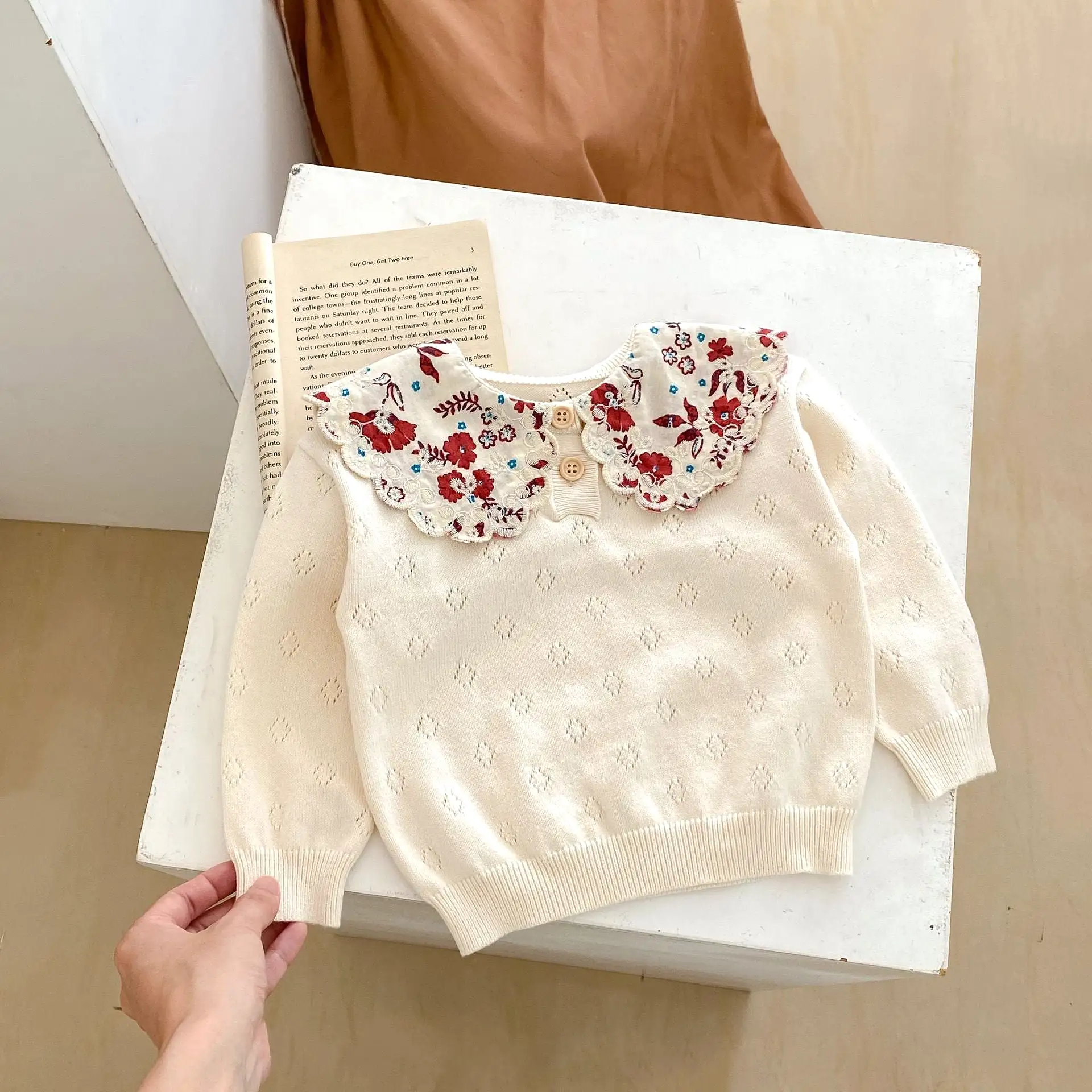 Baby Kid Girls Solid Color Flower Sweaters Wholesale 230828177