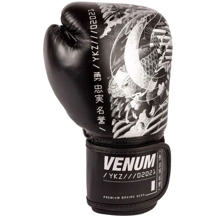 Venum YKZ21 BOXING GLOVES