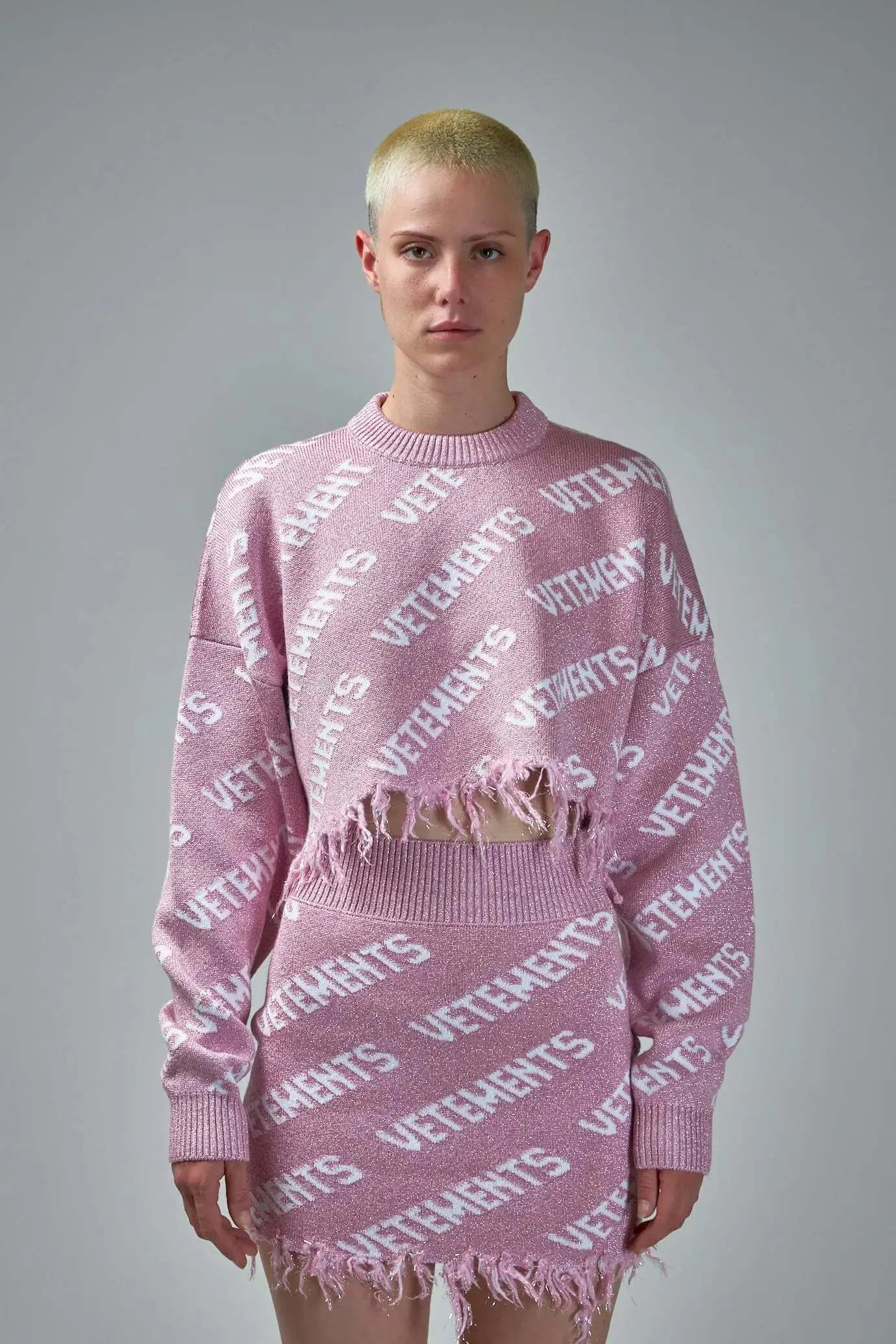 VETEMENTS  |Crew Neck Monogram Wool Street Style Long Sleeves